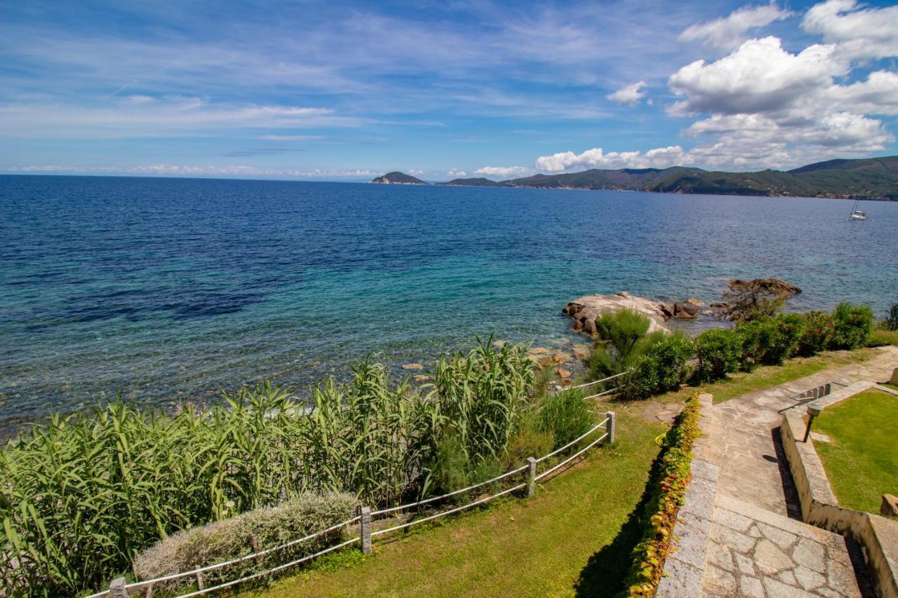 Villa Le Sprizze A Bordo Del Mare - Goelba Marciana Marina Kültér fotó