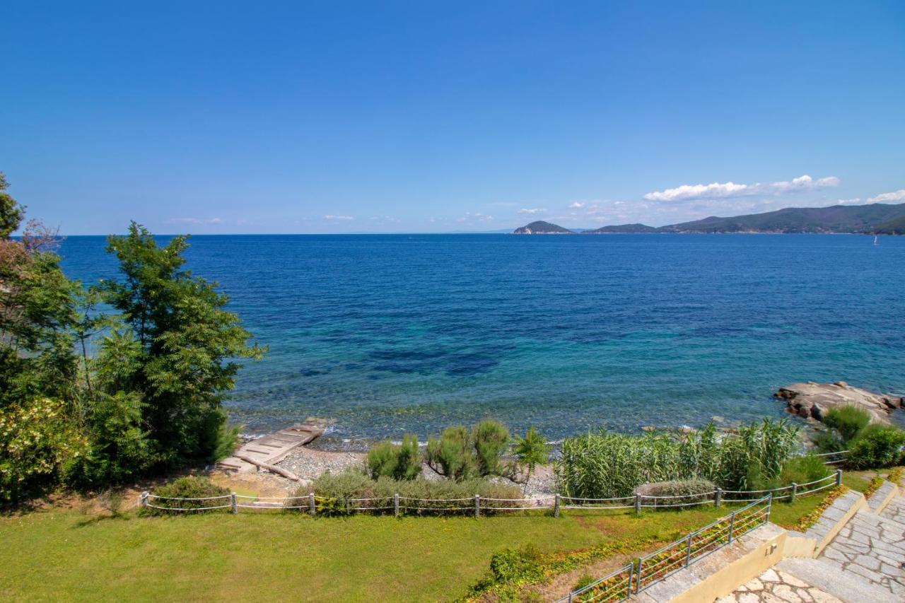 Villa Le Sprizze A Bordo Del Mare - Goelba Marciana Marina Kültér fotó