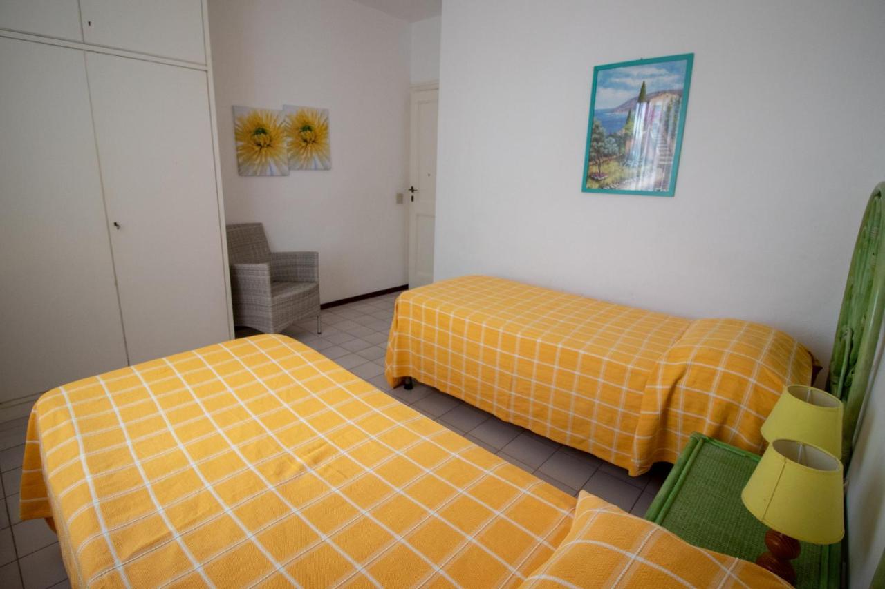 Villa Le Sprizze A Bordo Del Mare - Goelba Marciana Marina Kültér fotó