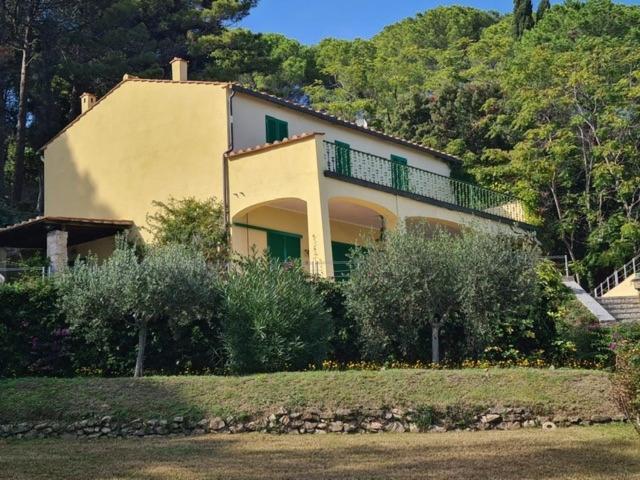 Villa Le Sprizze A Bordo Del Mare - Goelba Marciana Marina Kültér fotó