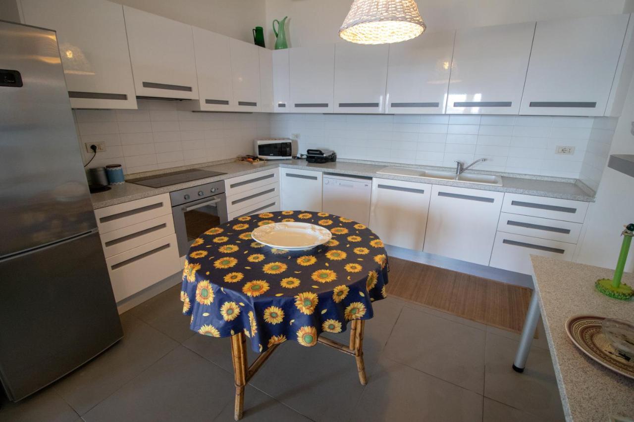 Villa Le Sprizze A Bordo Del Mare - Goelba Marciana Marina Kültér fotó