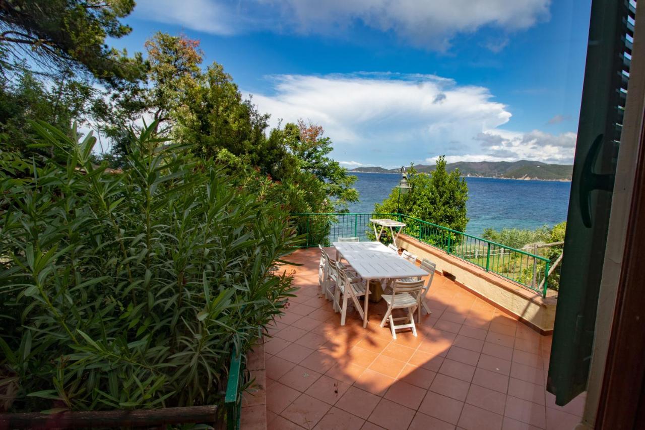 Villa Le Sprizze A Bordo Del Mare - Goelba Marciana Marina Kültér fotó