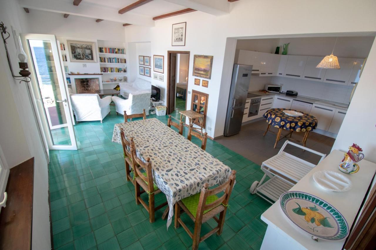 Villa Le Sprizze A Bordo Del Mare - Goelba Marciana Marina Kültér fotó